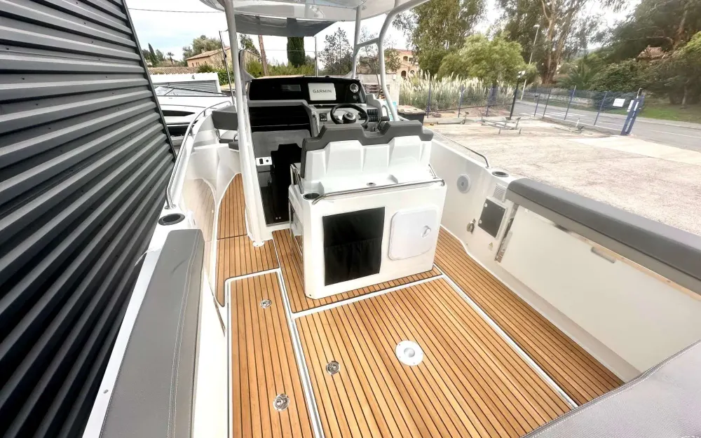 slider 6 Jeanneau Cap Camarat 7.5 CC Serie 3 - null