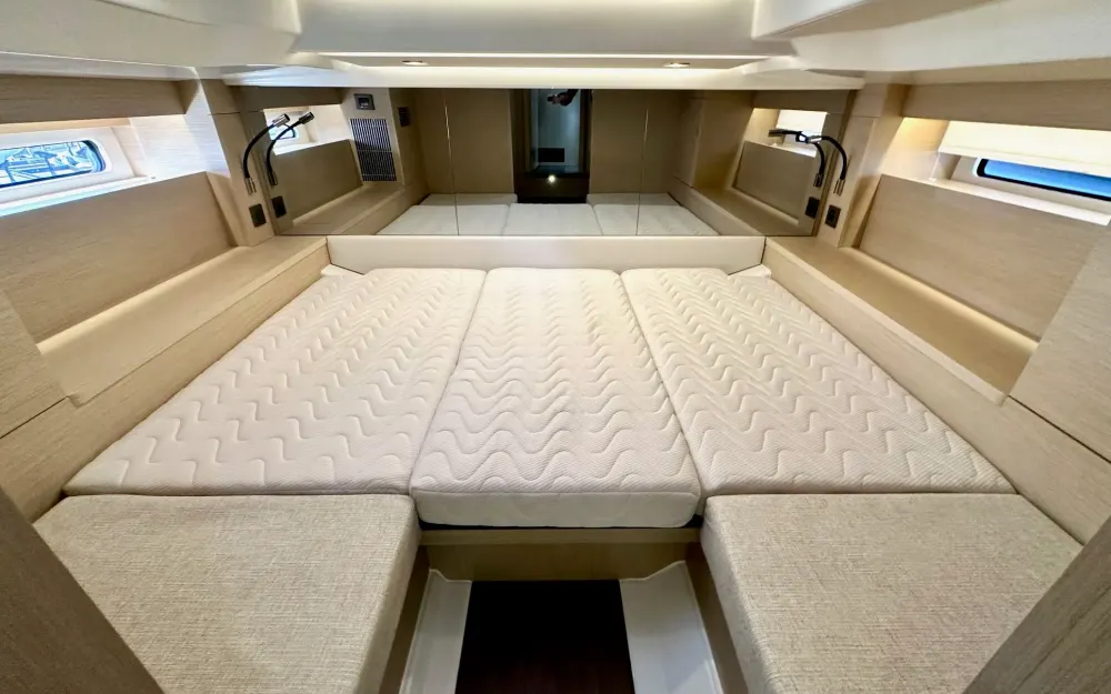 slider 25 Jeanneau DB 37 - null
