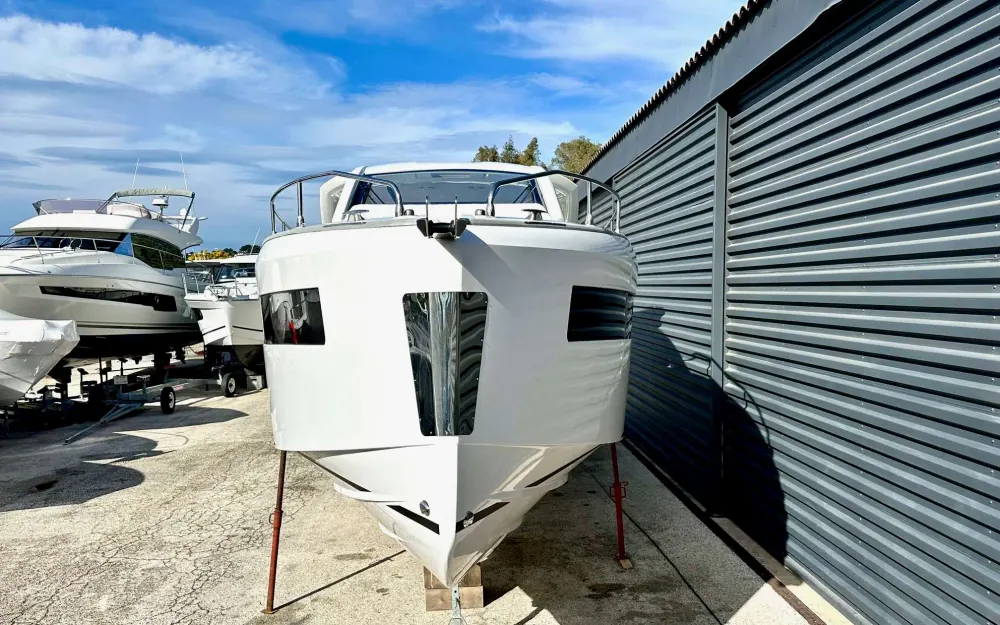 slider 4 Jeanneau DB 37 - null