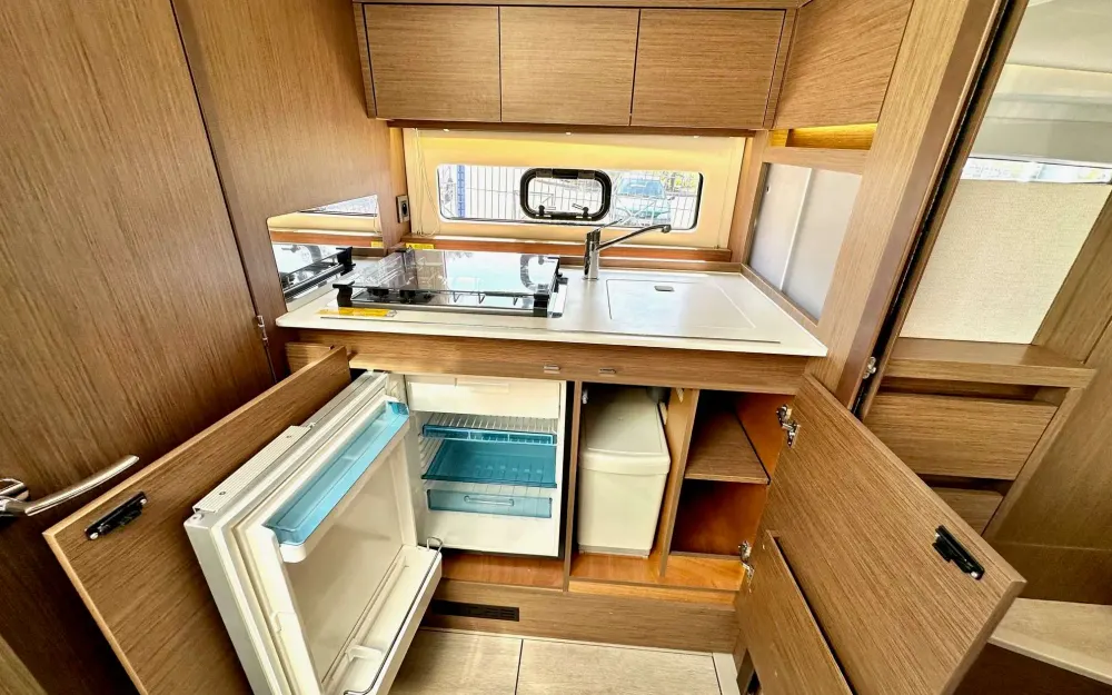 slider 21 Jeanneau Leader 36 - null