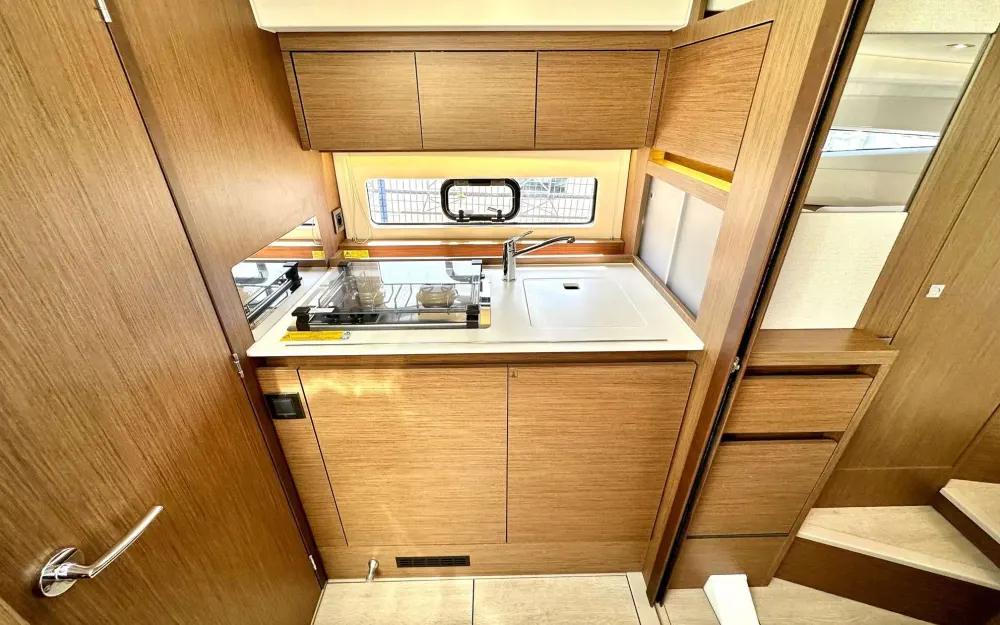 slider 22 Jeanneau Leader 36 - null