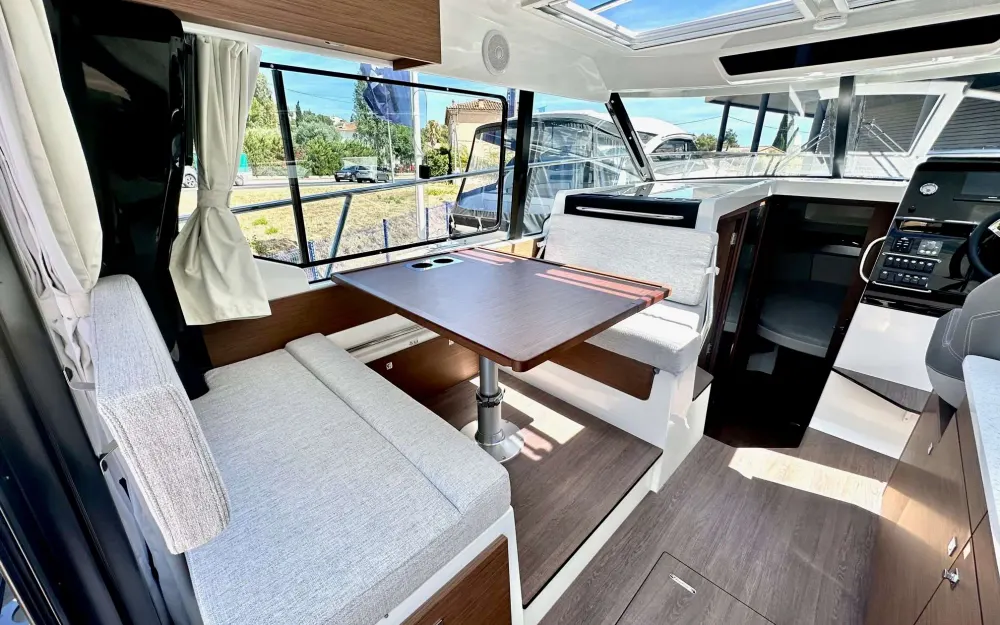 slider 2 Jeanneau Merry Fisher 1095 - null