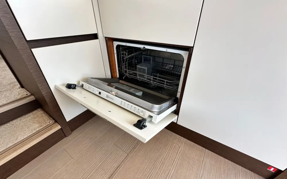 slider 11 Jeanneau Prestige 460 Fly - null