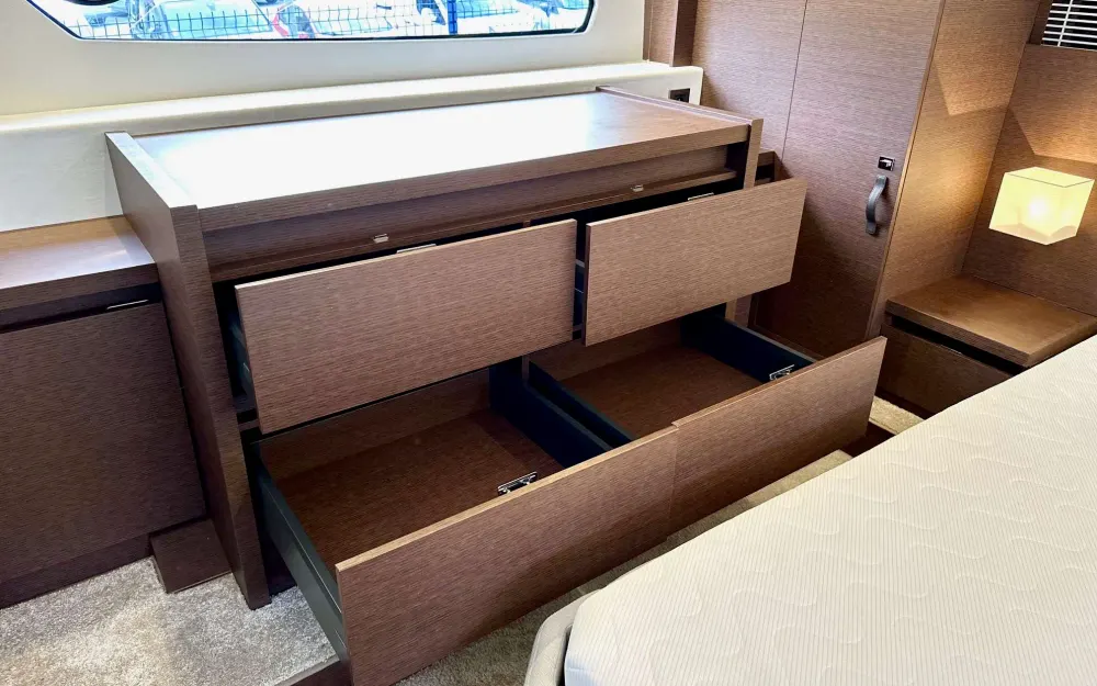 slider 25 Jeanneau Prestige 460 Fly - null