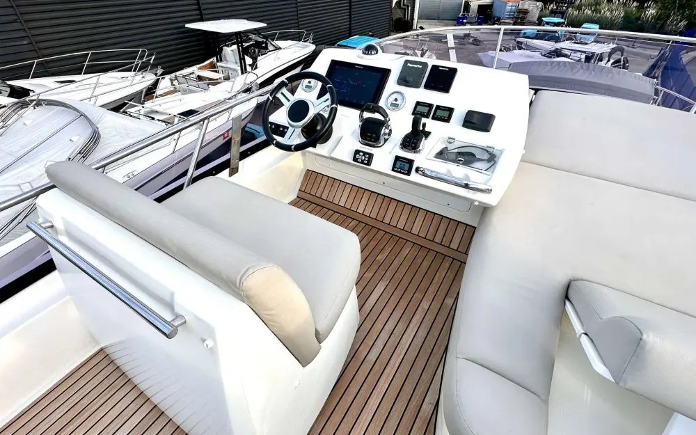 slider 33 Jeanneau Prestige 460 Fly - null