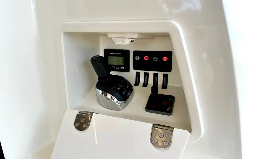 slider 39 Jeanneau Prestige 460 Fly - null