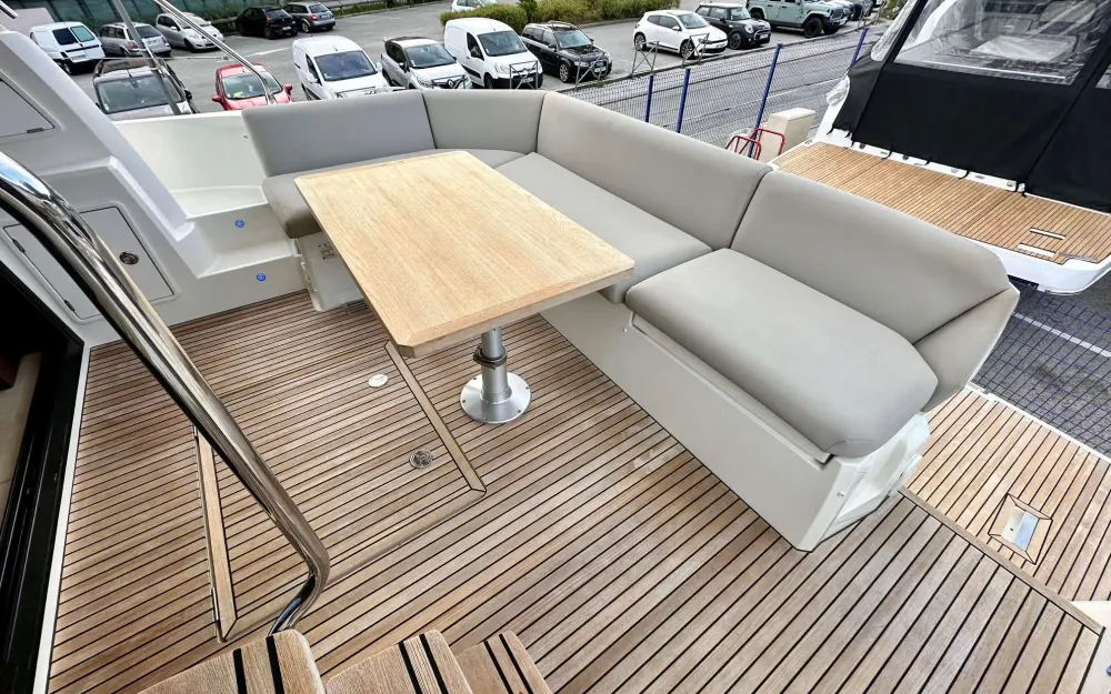 slider 5 Jeanneau Prestige 460 Fly - null