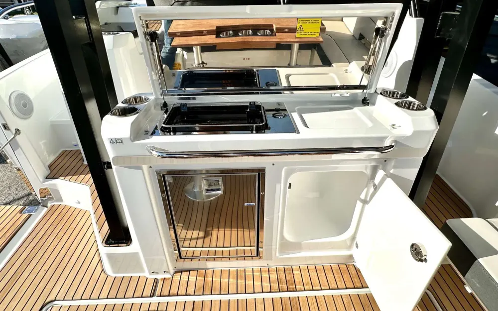 slider 11 Jeanneau Cap Camarat 9.0 WA Serie 2 - null