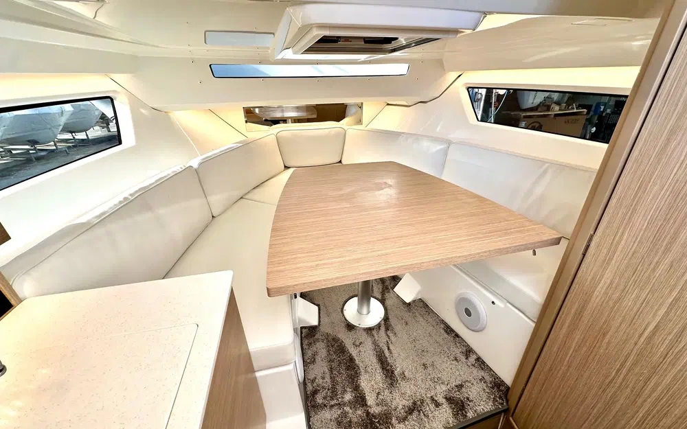 slider 20 Jeanneau Cap Camarat 9.0 WA