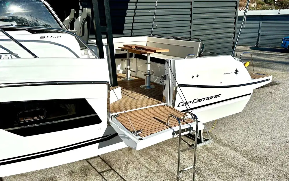 slider 3 Jeanneau Cap Camarat 9.0 WA Serie 2