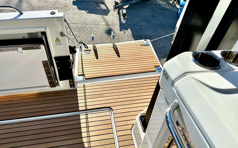 slider 6 Jeanneau Cap Camarat 9.0 WA