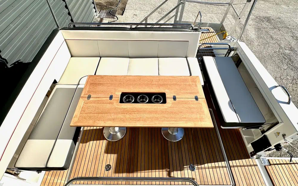 slider 8 Jeanneau Cap Camarat 9.0 WA