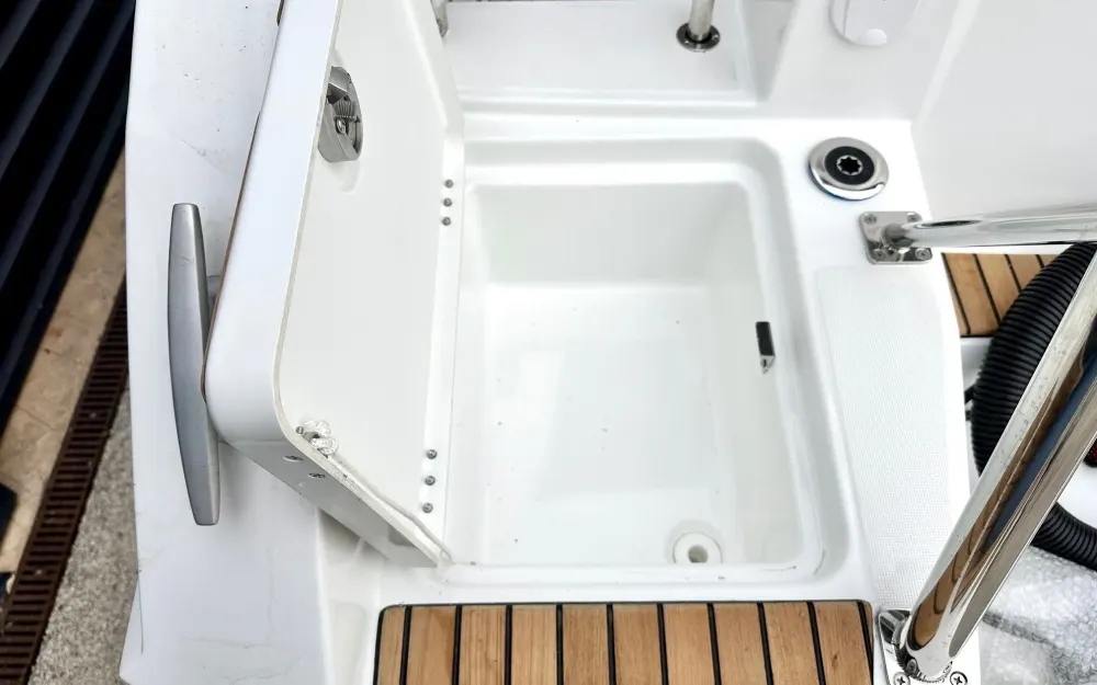 slider 18 Jeanneau Cap Camarat 7.5 WA Serie 3 - null