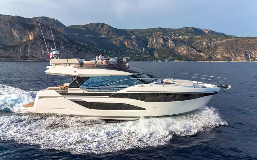 slider 1 Jeanneau Prestige F4 - null