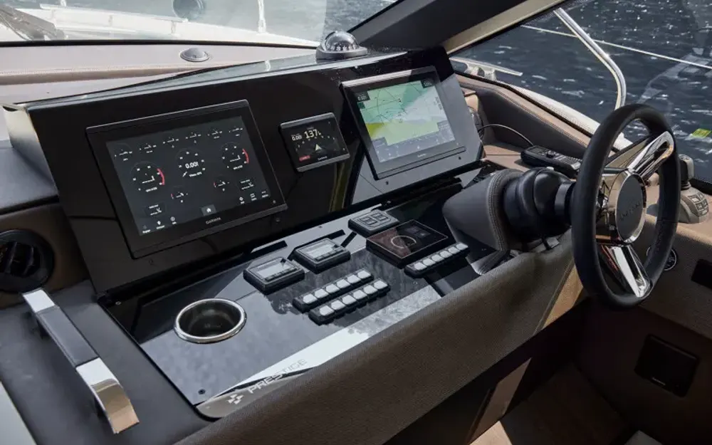 slider 22 Jeanneau Prestige F4 - null