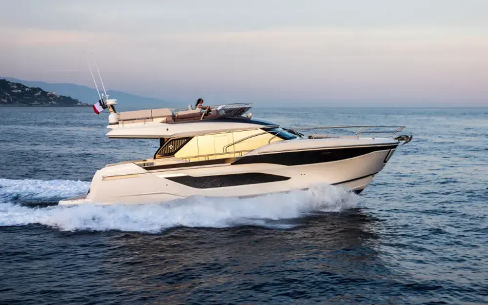 slider 4 Jeanneau Prestige F4 - null