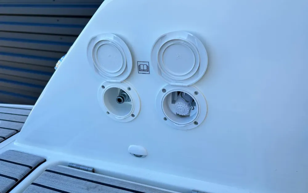 slider 21 Jeanneau Cap Camarat 9.0 WA - null