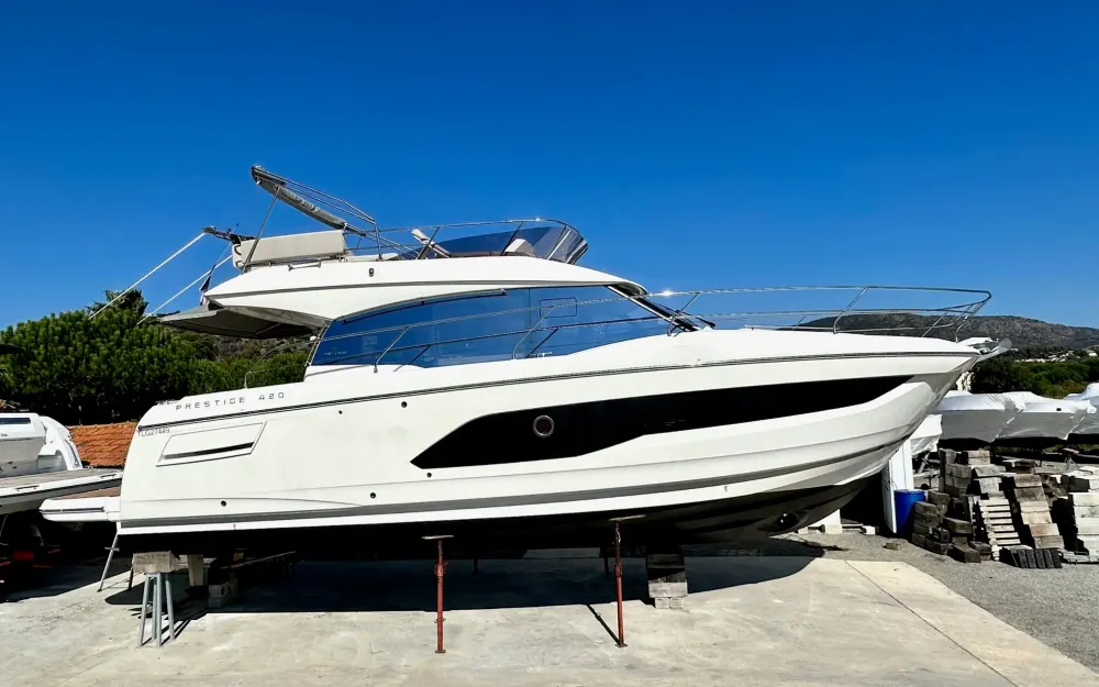 slider 0 Jeanneau Prestige 420 Fly - null