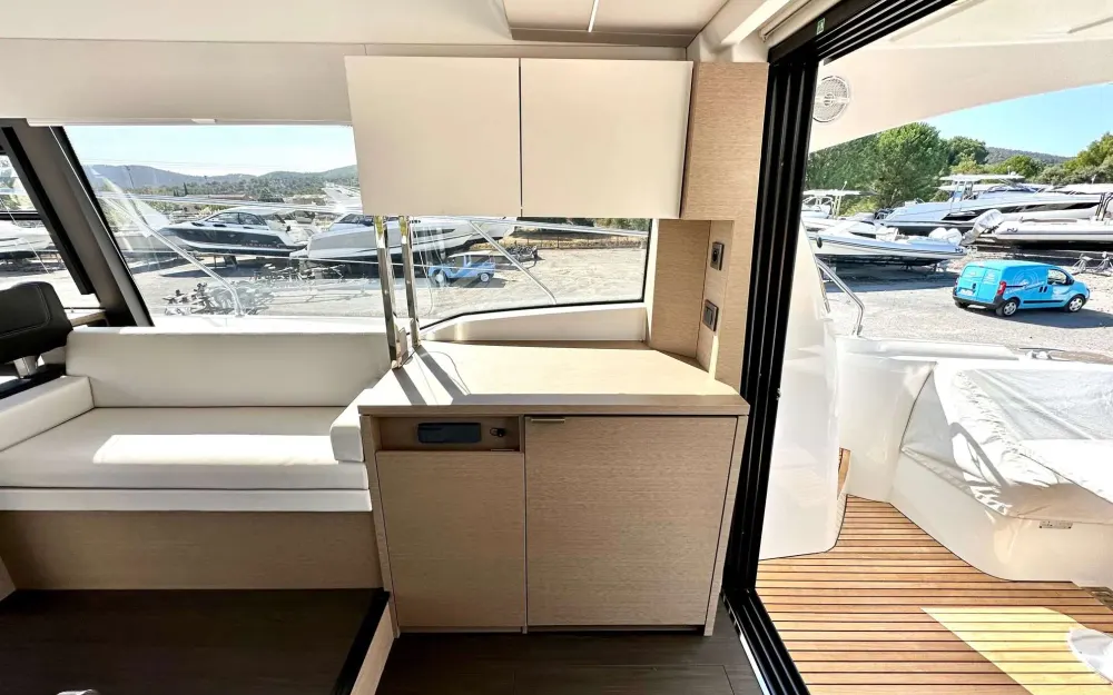 slider 11 Jeanneau Prestige 420 Fly - null