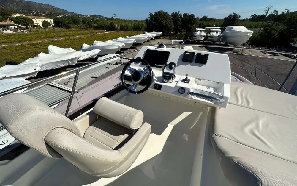 slider 29 Jeanneau Prestige 420 Fly - null