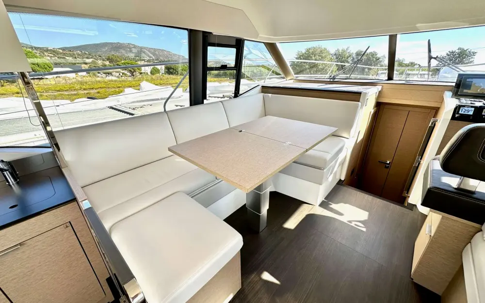 slider 14 Jeanneau Prestige 420 Fly - null