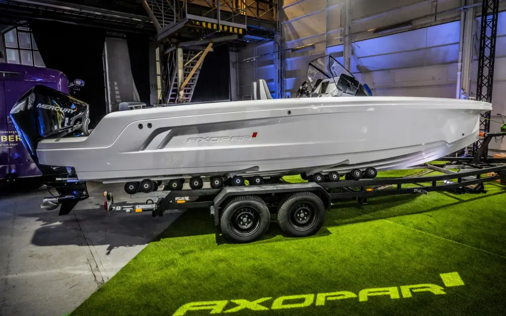 slider 6 Axopar  22 Spyder