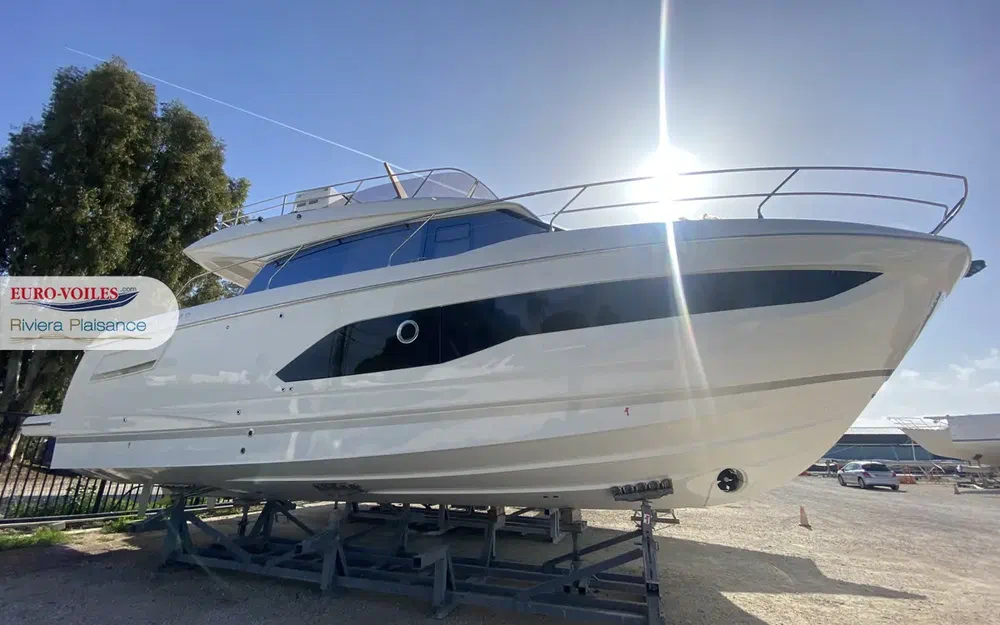 Prestige Yachts 420 Fly
