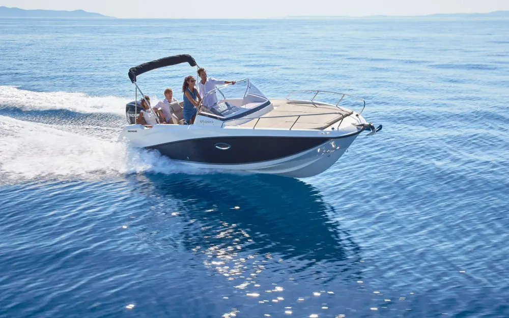 slider 14 Quicksilver  675Sundeck