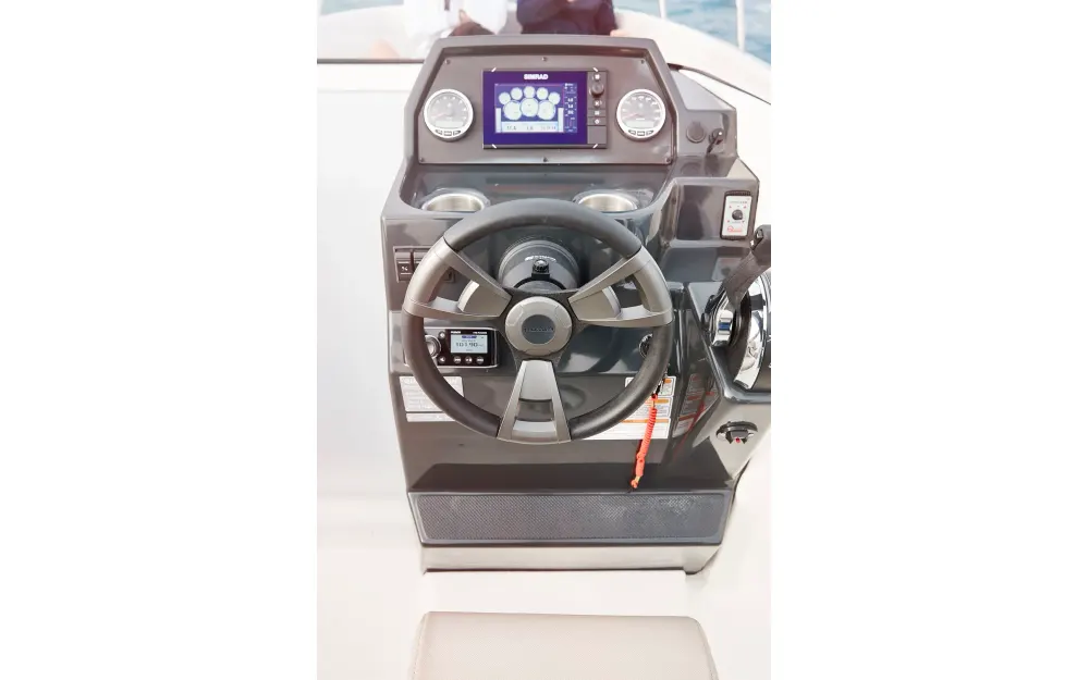 slider 14 Quicksilver  675Open