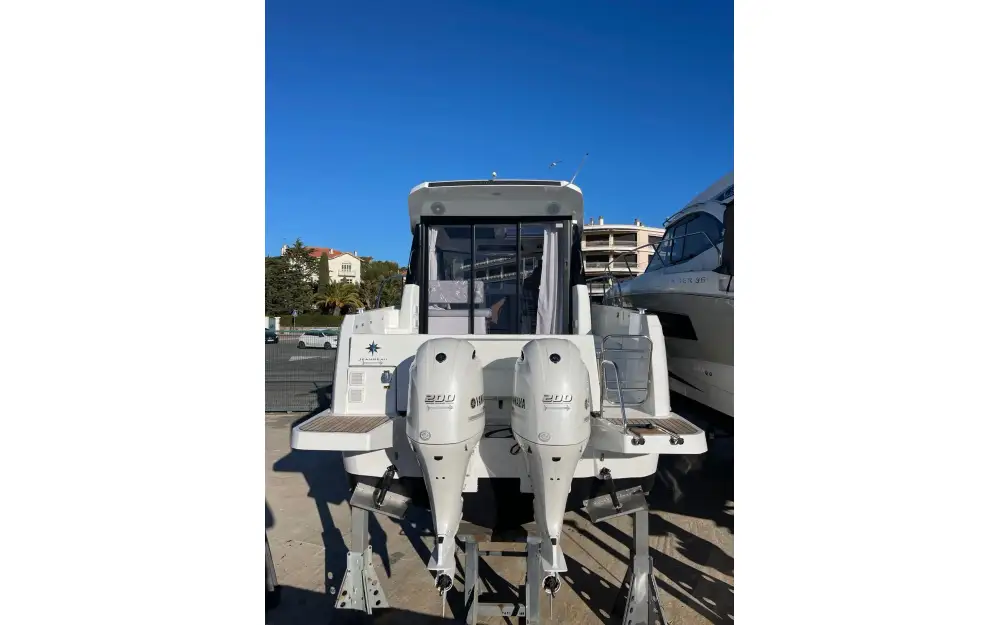 slider 3 Jeanneau Merry Fisher 895 Offshore