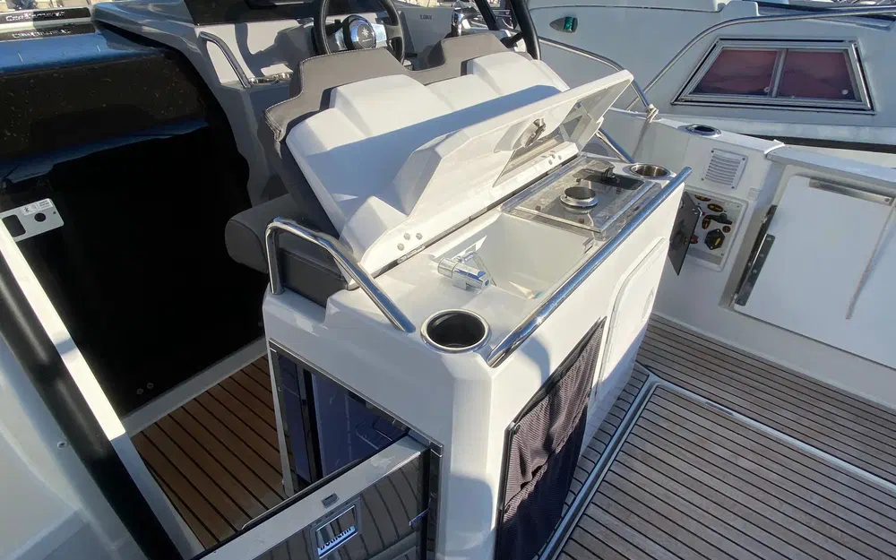 slider 3 Jeanneau Cap Camarat 7.5 WA