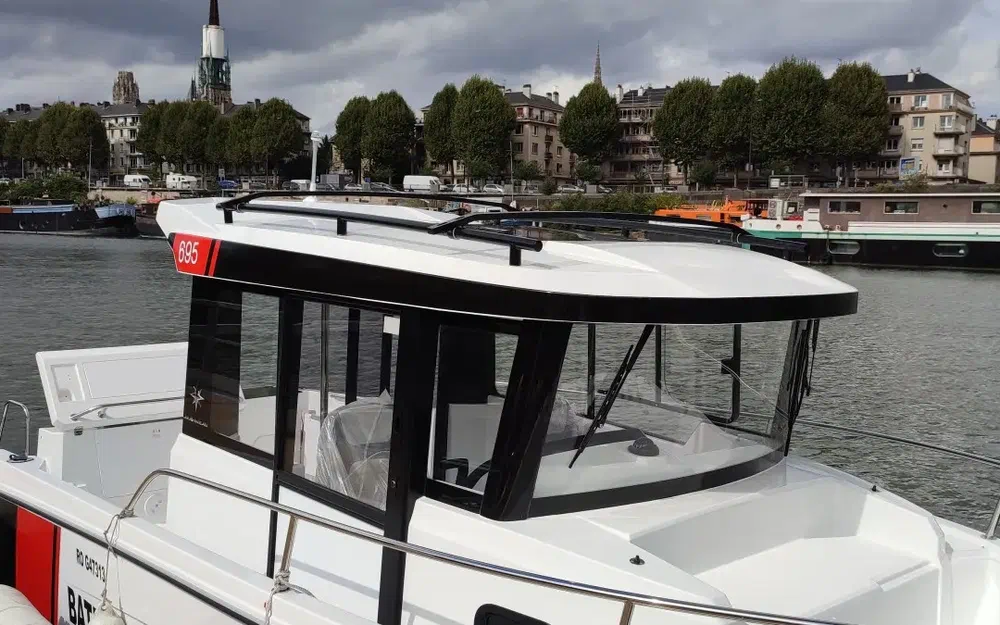 slider 5 Jeanneau Merry Fisher 695