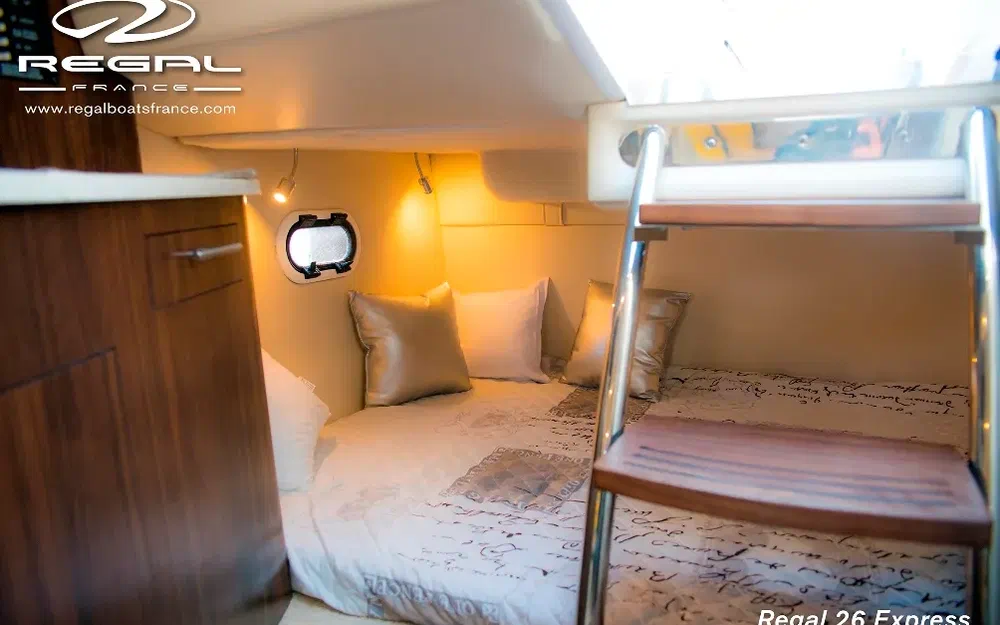 slider 5 Regal 26 Express