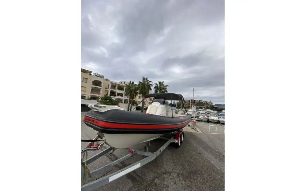 slider 4 Joker Boat Clubman 24