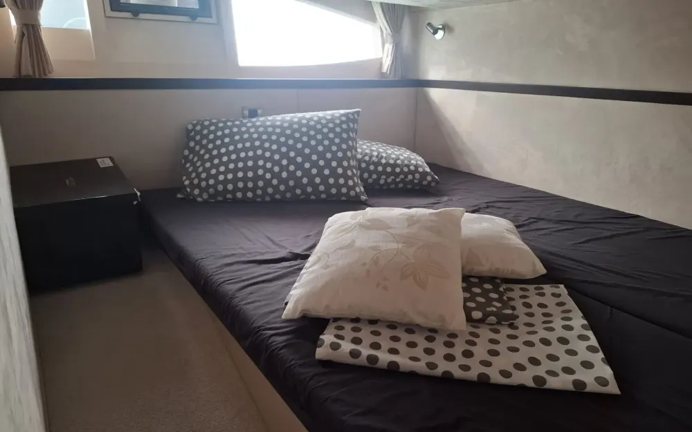 slider 9 Galeon  405 HTL