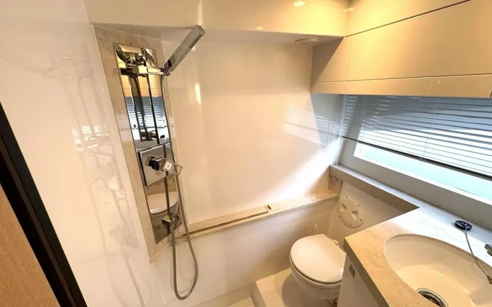 slider 10 Galeon  405 HTL