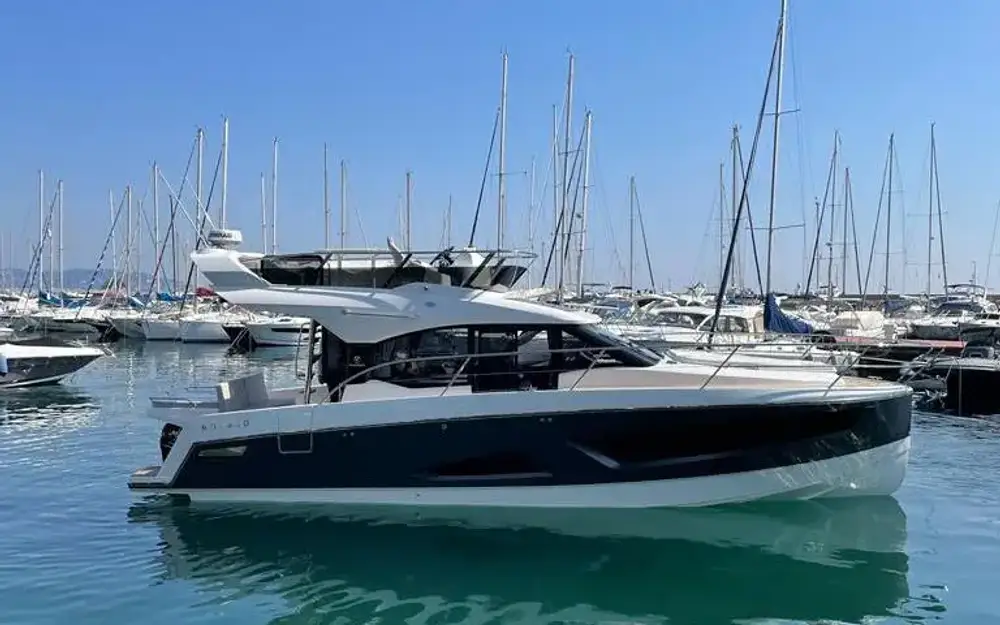 ParkerMonaco 110 Fly