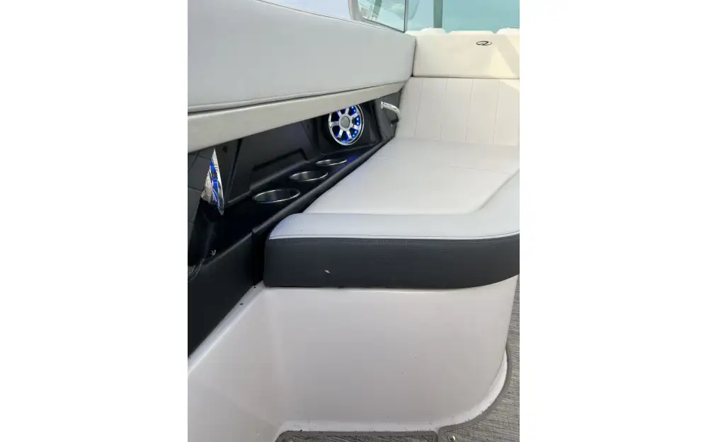 slider 6 Regal  27 Fasdeck