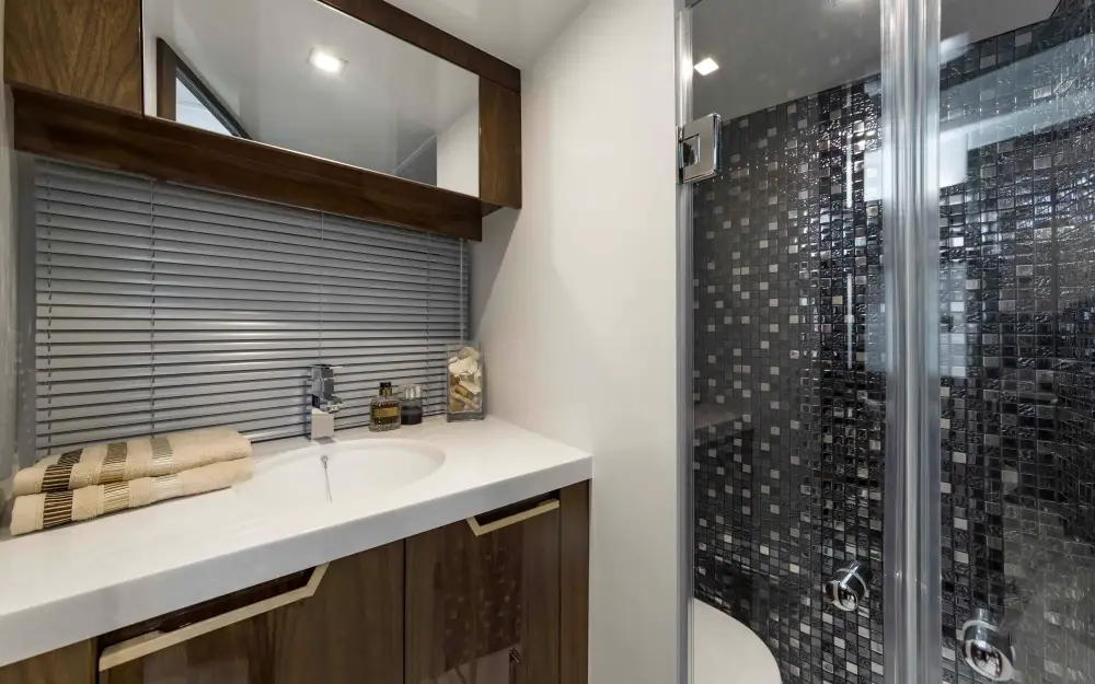 slider 11 Galeon  365 HTS