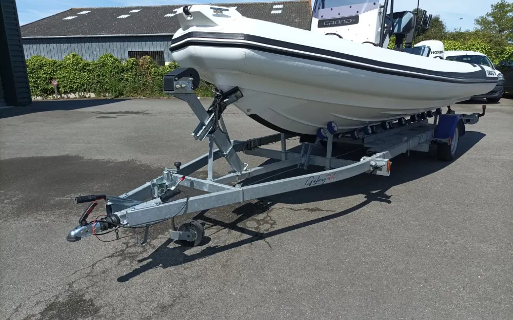 slider 4 Grand Drive Line D600 Active