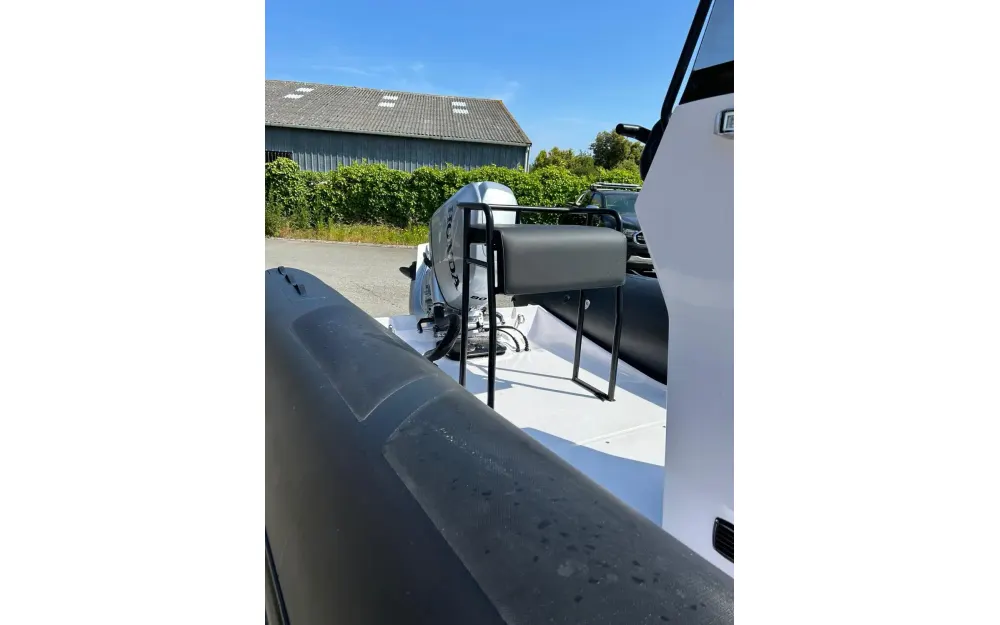 slider 6 Evok Marine Evok 18 Fishing