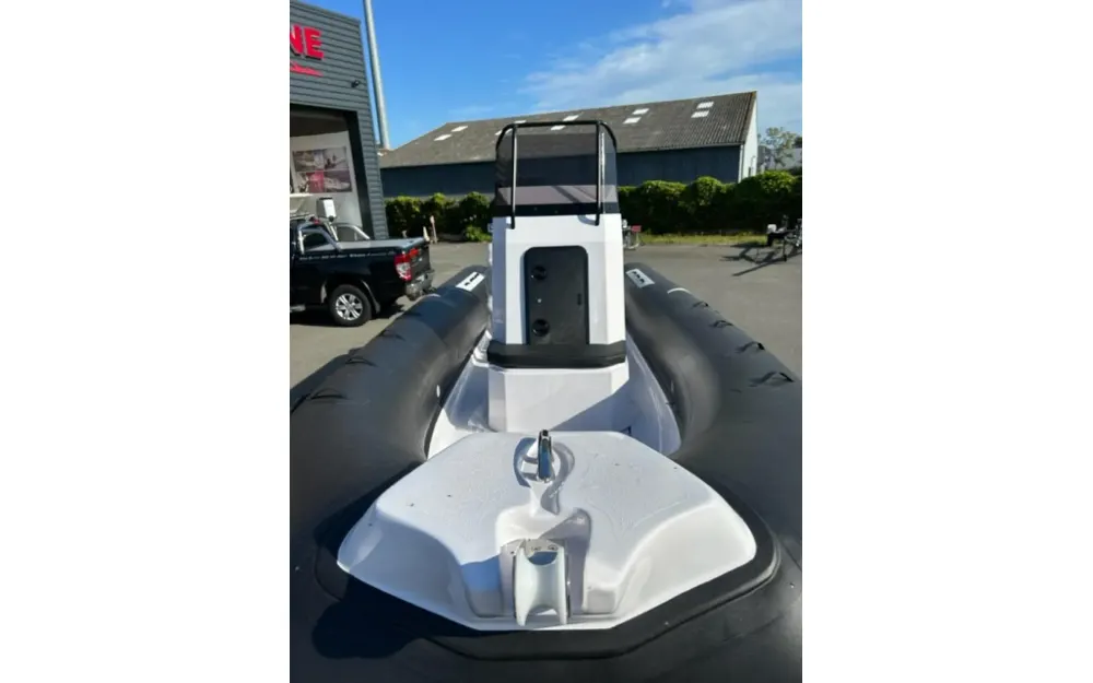 slider 2 Evok Marine Evok 21 Fishing