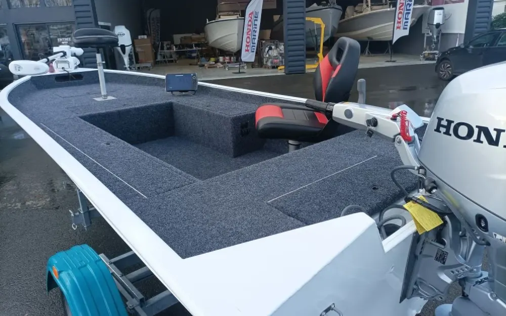 slider 12 Smartliner  450 Bass Boat