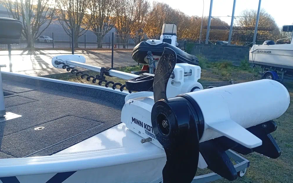 slider 14 Smartliner 450 Bass Boat