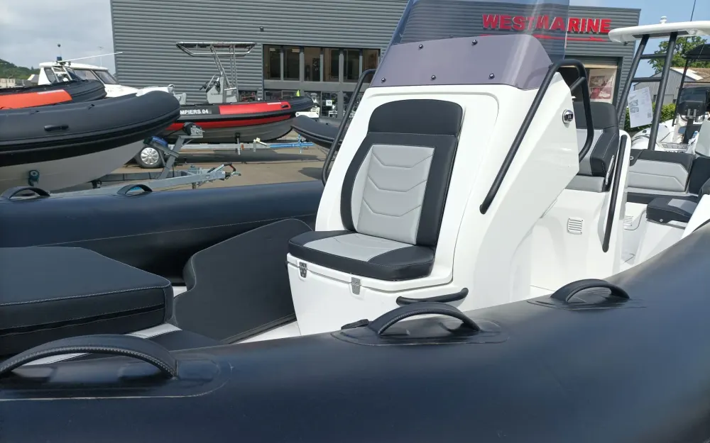 slider 13 Grand Golden Line 680