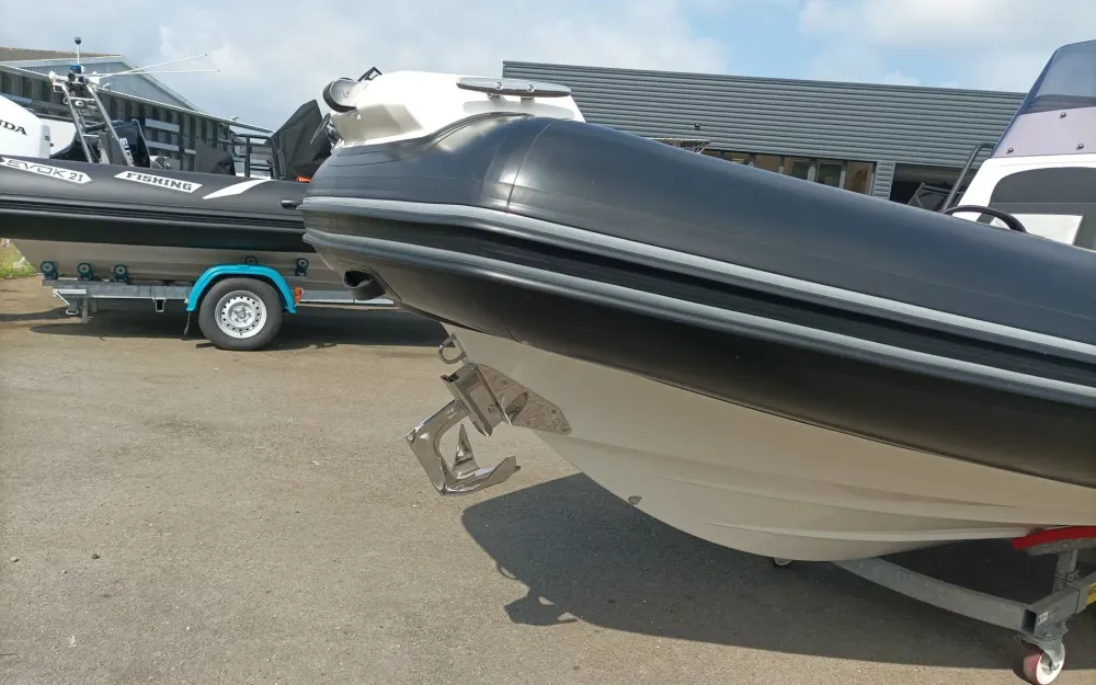 slider 14 Grand Golden Line 680