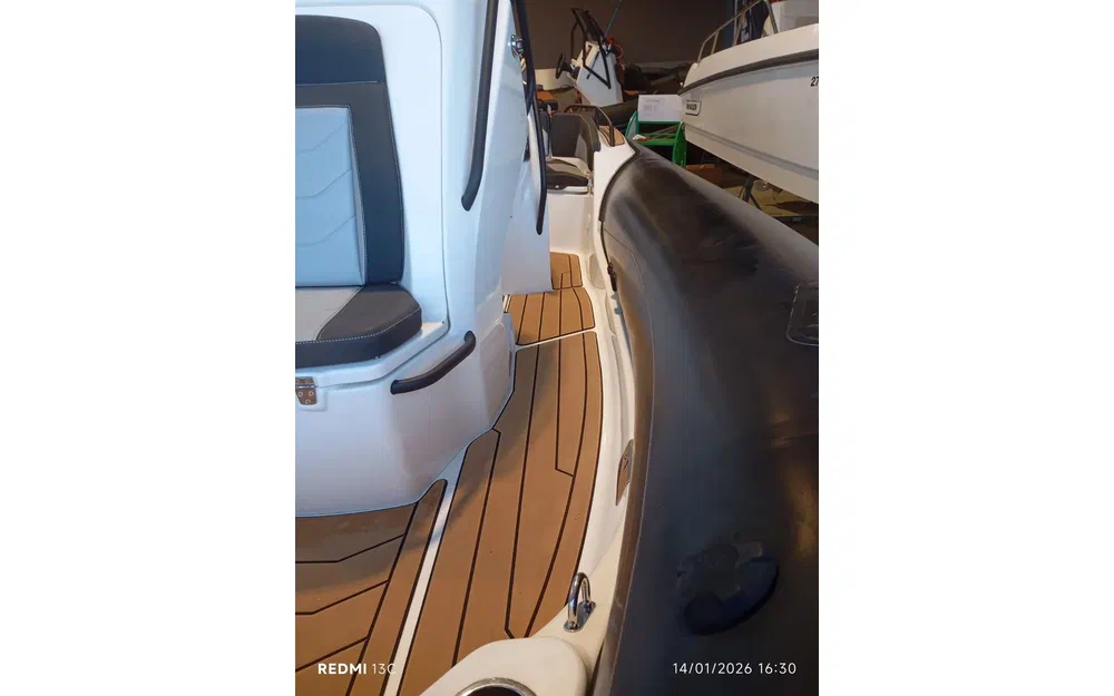 slider 5 Grand Golden Line 680