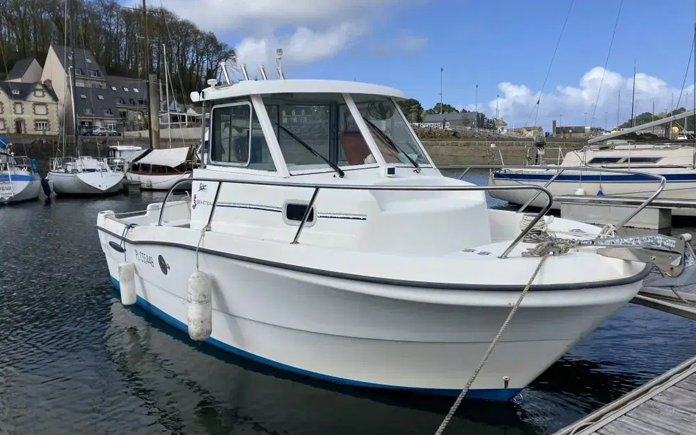 slider 1 Beneteau Antares 620