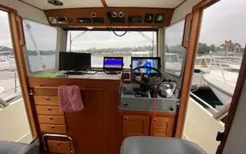 slider 2 Botnia Marin Targa 27.1