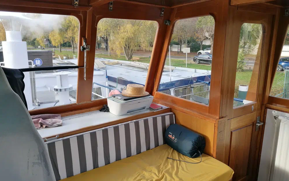 slider 16 Bateau Passagers 150 Pax Restaurant 2 Niveaux